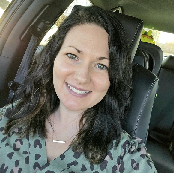 Meet your Posher, Logan - Picture 1 of 1